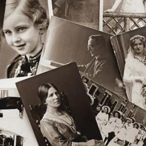 A Nostalgic Collection Of Vintage Black And White Family Photographs, Showcasing Historical Memories.